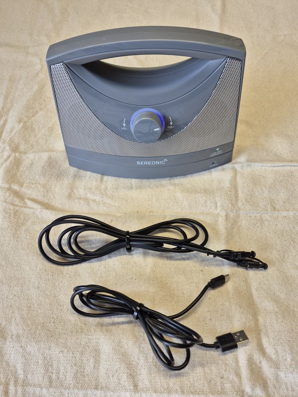 Sereonic Portable Wireless TV Soundbox BT-200 w/ Charging Dock & Cables Tested